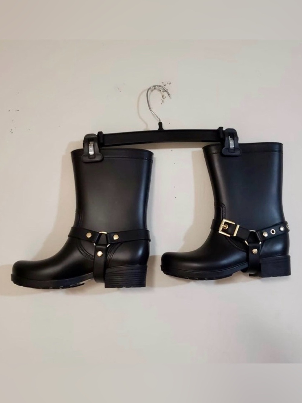 NWOT Dirty Laundry rain boots